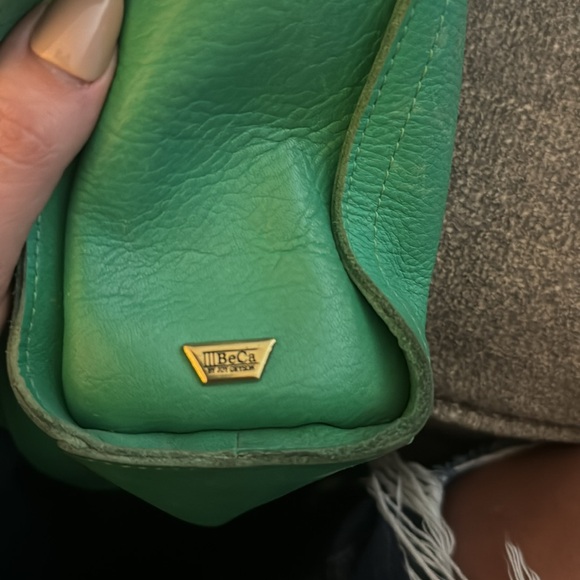 lll BeCa by Joy Gryson Green Leather Crossbody Handbag - Picture 8 of 8